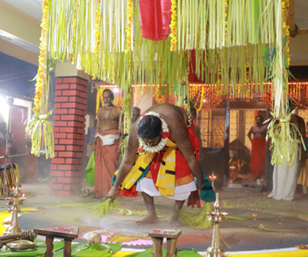 Traditional Pooja & Offerings